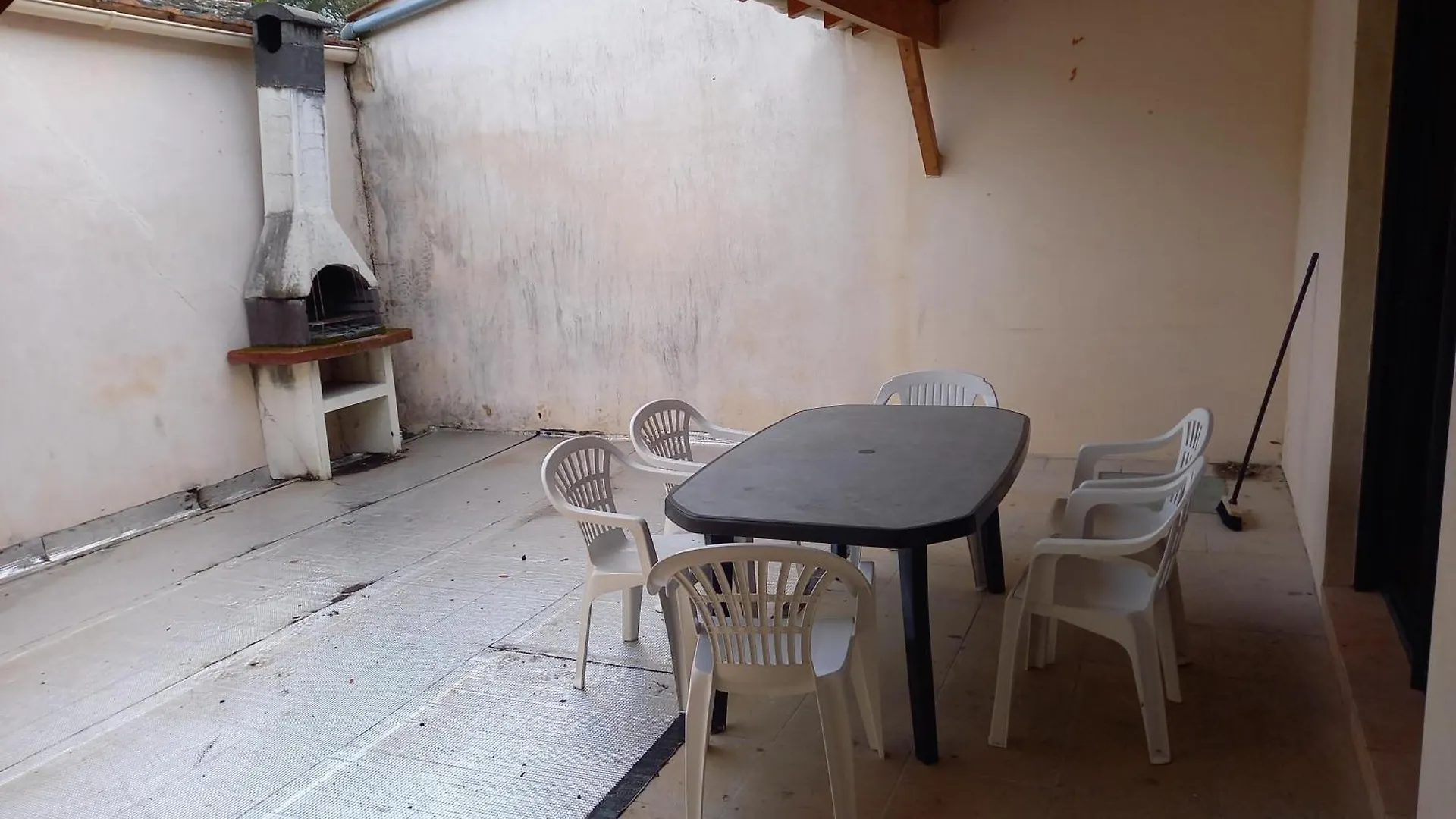 Chez Nicolas Molières Fransa